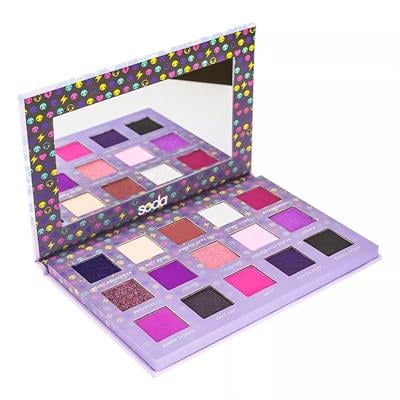 ROWDY FREE SPIRIT  cuteadventure eyeshadow palette 21g