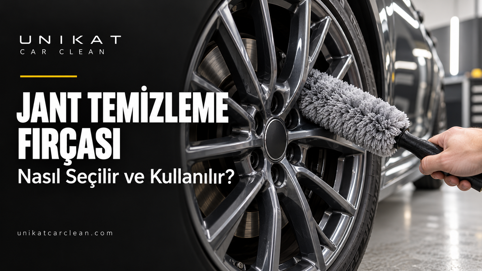 Mikrofiber jant temizleme fırçasıyla araç jantının temizlenmesi
