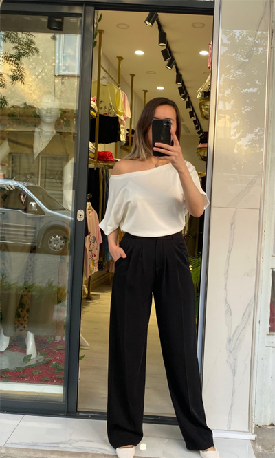 Omuz Detaylı Modal Bluz - Beyaz