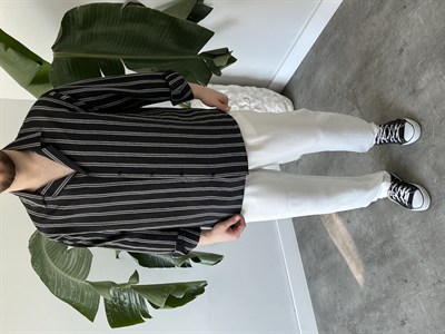 Apaş Yaka Çizgili Oversize Gömlek Siyah