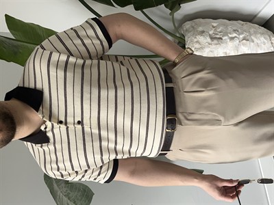 Basic Krem Düğme Detaylı Çizgili Tişört 