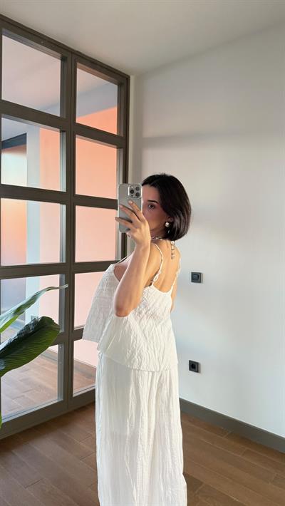 Beyaz Kırışık Bluz Pantolon Takım