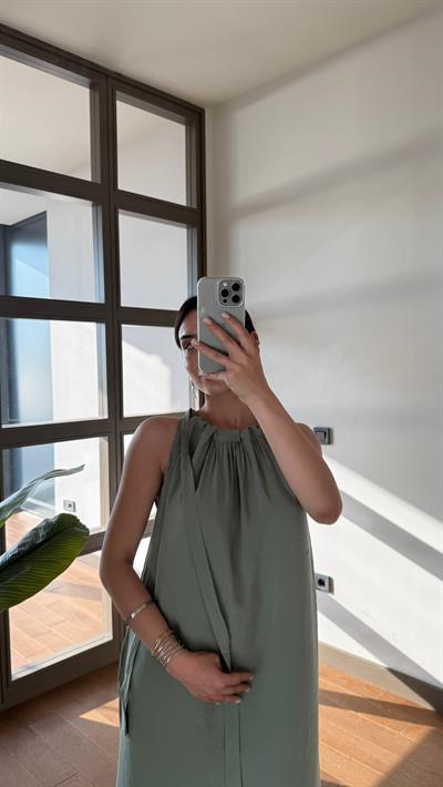 Çağla Yeşil Boyundan Bağlamalı Elbise