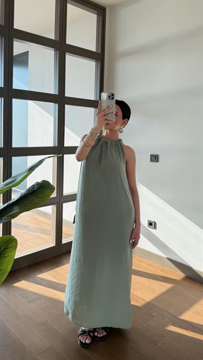 Çağla Yeşil Boyundan Bağlamalı Elbise