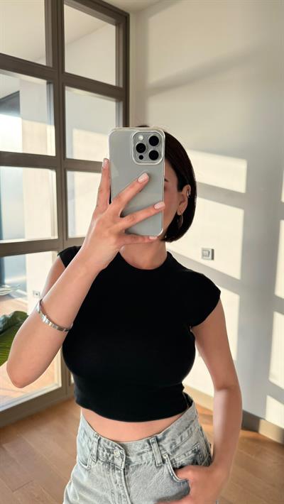 Dar Basic Siyah T-Shirt