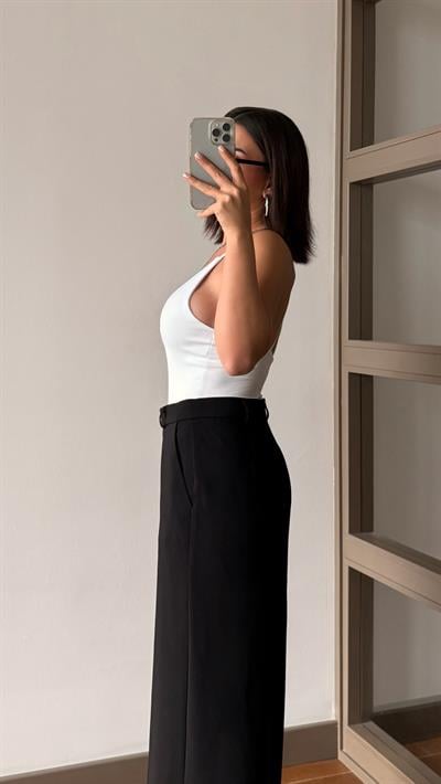 Paça Detaylı Siyah Palazzo