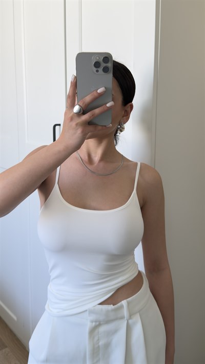 Orjinal Marka Askılı Bluz - Beyaz