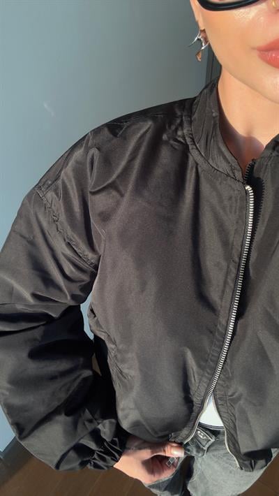 Siyah Kısa Bomber Ceket