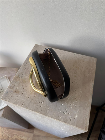  Siyah Gold Saplı Bonita Çanta