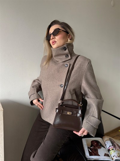 Acı Kahve Kilit Detaylı Çapraz Askılı Jesica Çanta