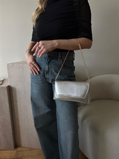 Gümüş Clutch Zincirli Nicole Çanta