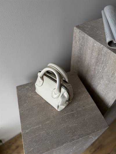 Krem Mini Çapraz Askılı Çanta