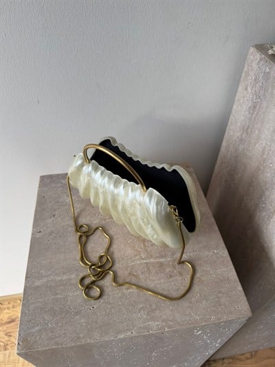 Krem Sedef Pearl Plaka Çanta