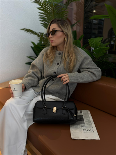 Siyah Mango Model Baget Verona Çanta