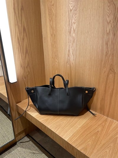 Siyah Polene Geniş Omuz Çantası