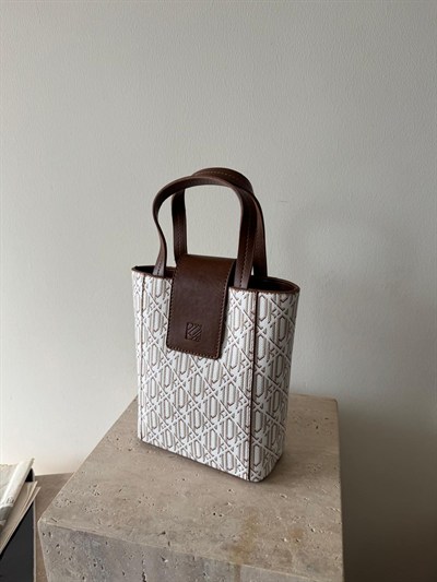 Taba-Krem Marka Model Soi Çanta