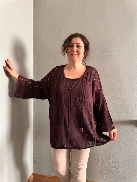 Ajurlu Desenli Merserize Bluz – Rahat ve Şık Tasarım