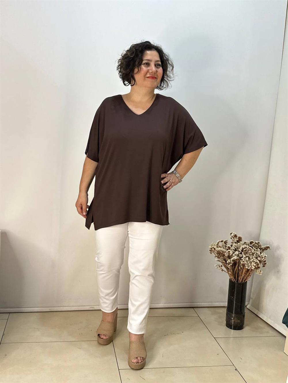 Büyük Beden V Yaka Oversize Viskon Penye Bluz Kahverengi