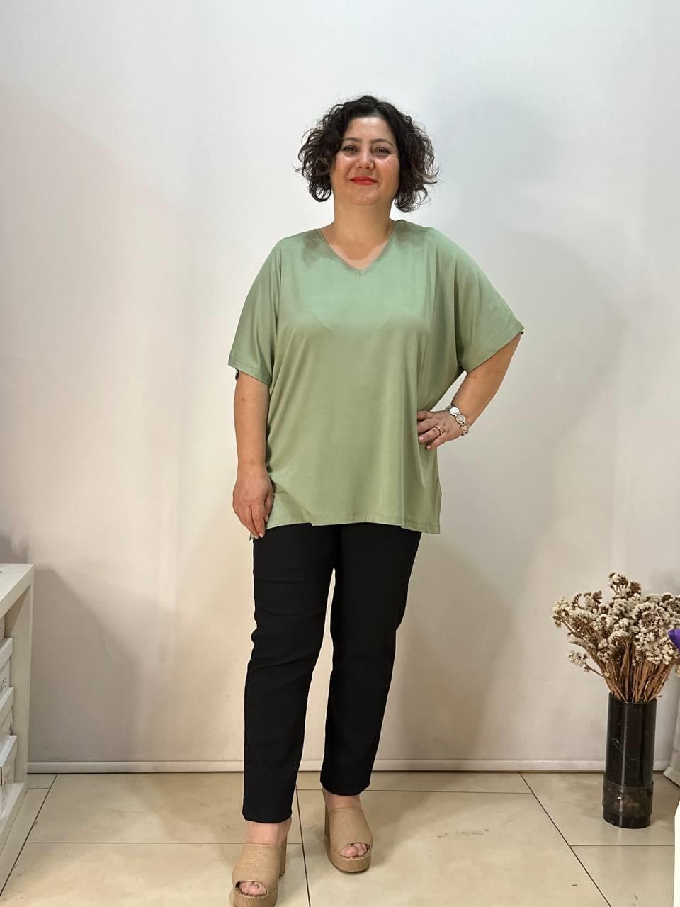 Oversize  V Yaka Likralı Viskon Bluz · 12