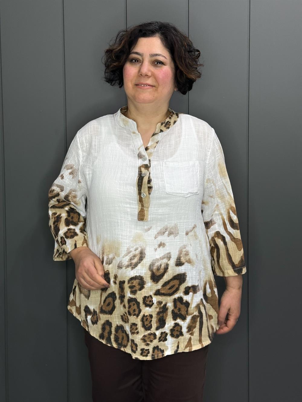 Hakim Yaka Leopar Baskılı Pamuk Bluz Beyaz