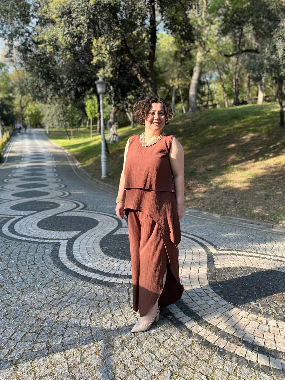 Kalın Askılı İkili Bluz Kahverengi