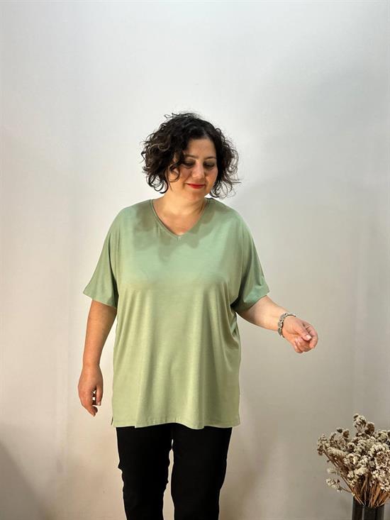 Oversize  V Yaka Likralı Viskon Bluz 