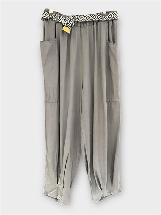Tencel Kumaş Bilek Boy Pantolon