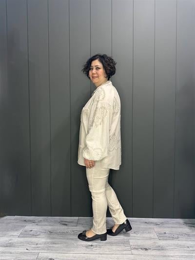 Kabartma Kalp Desenli İthal Gömlek Taş