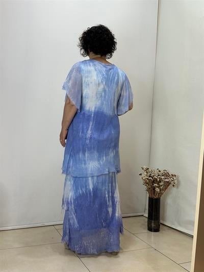 Katlı Etekli Batik Desenli Elbise