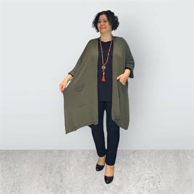 Önü Açık Cepli Yanlar Yırtmaçlı Merserize Hırka
