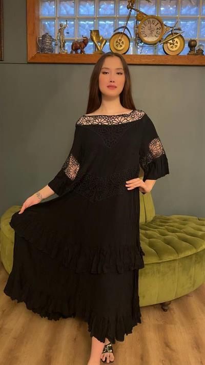 Yaka Dantelli Astalı Pamuk Elbise