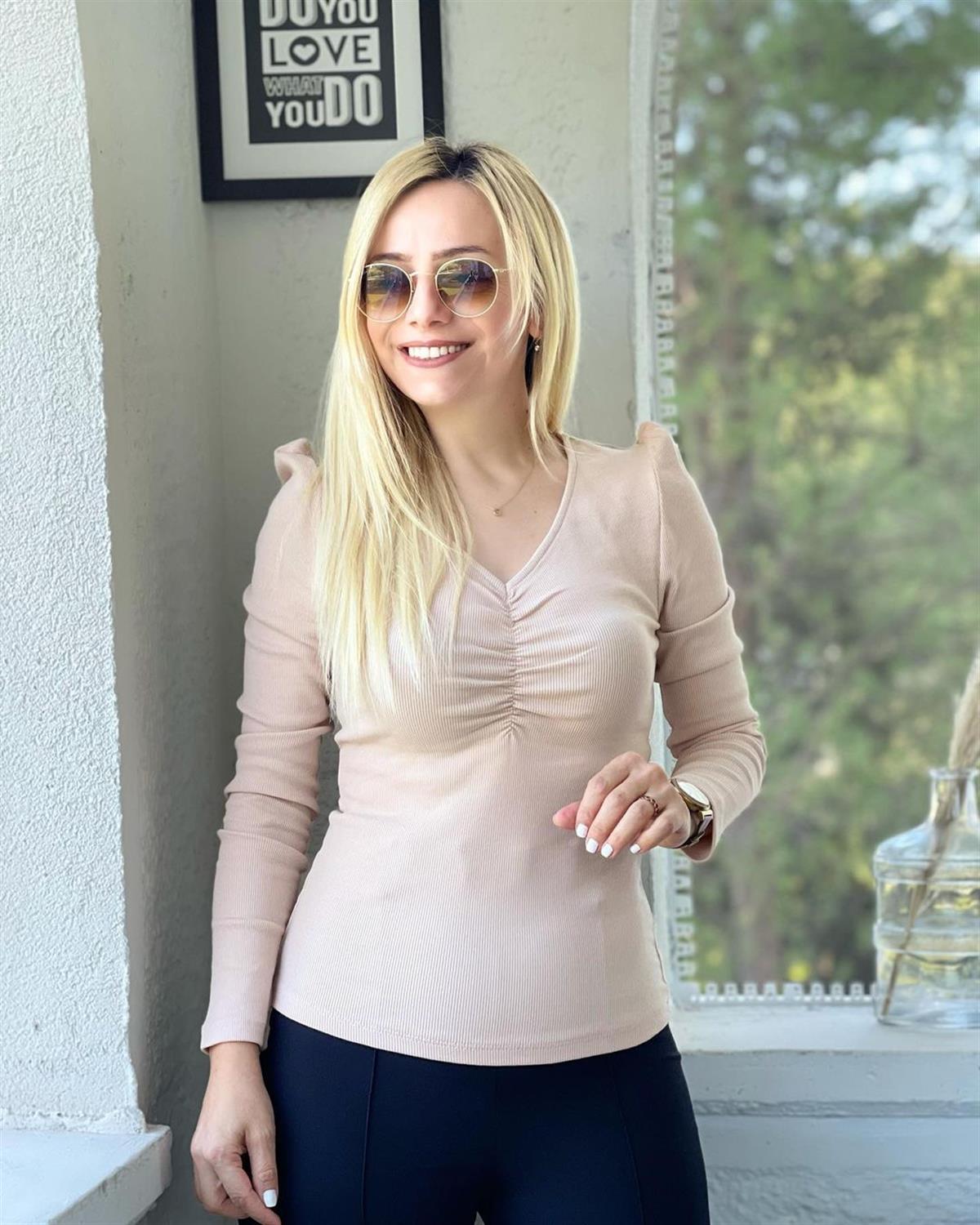 Büzgü Detaylı Kaşkorse Badi (Bej)
