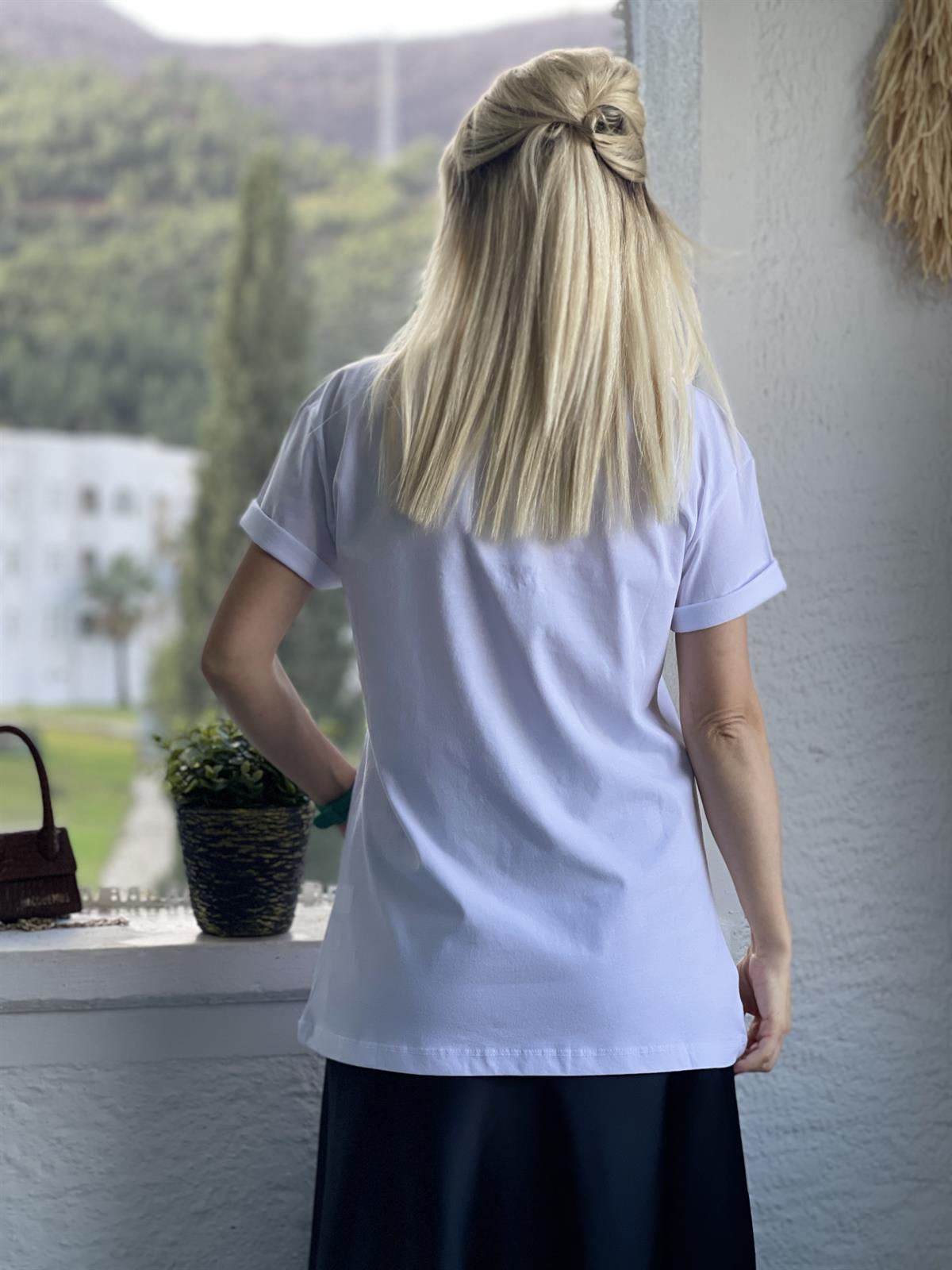 Kadın Detaylı Beyaz Tişört