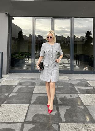 Gümüş Düğme Detaylı Gri Tüvit Elbise