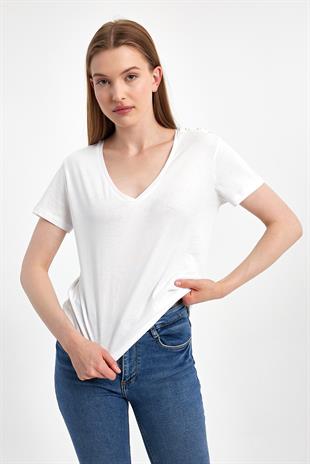 Kısa Kol Omuzları Düğmeli Beyaz T-shirt