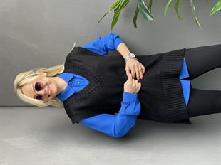 V Yaka Siyah Süveter