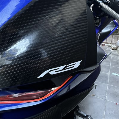YAMAHA YZF-R25 ÖN KAFA SAĞ SOL 8CM R3 STICKER ETİKET MODELİ BEYAZ RENK