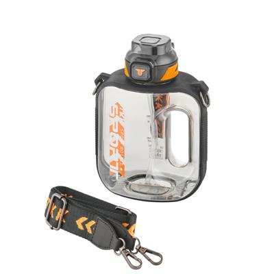 TKK 1000 ML TRITAN SPORCU MATARASI