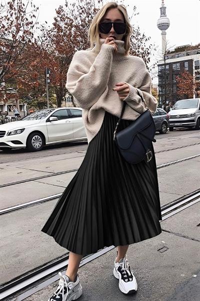 Kadın Siyah Pileli Etek Kombini – Günlük ve Şık Stil | Sonbahar/Kış Moda