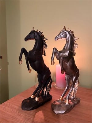 2li Şahlanan At Dekoratif Heykeli / Biblo Seti – Siyah & Antrasit (35x24 cm)