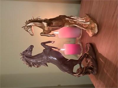 2li Şahlanan At Dekoratif Heykeli / Biblo Seti – Kahverengi & Altın (35x24 cm)