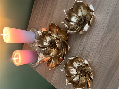 3lü Dekoratif Lotus Çiçeği Kase / Şamdan & Mumluk Seti – Parlak Altın Yaldız Eskitme   
