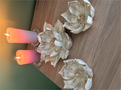 3lü Dekoratif Lotus Çiçeği Kase / Şamdan & Mumluk Seti – Krem & Altın Yaldız Eskitme   