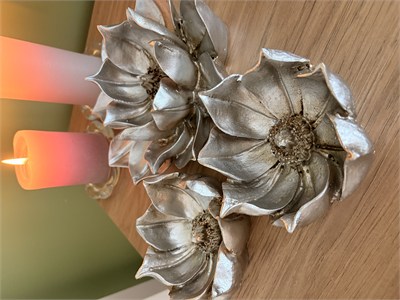 3lü Dekoratif Lotus Çiçeği Kase / Şamdan & Mumluk Seti – Gümüş / Şampanya Eskitme   