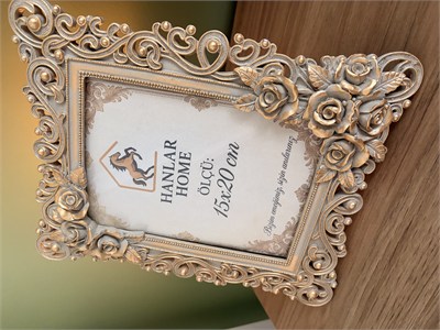 Antik Gümüş Eskitme Gül Detaylı Vintage Çerçeve - 15x20 cm