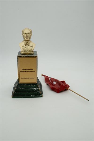 ATATÜRK BAYRAKLI BÜST HEYKEL