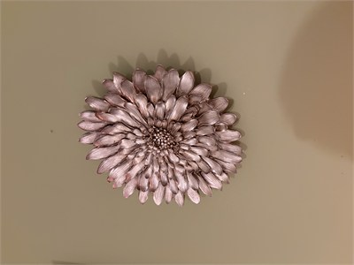 Dekoratif Çiçek Tabak / Duvar Süsü – Eskitme Gümüş / Şampanya (28 cm)   