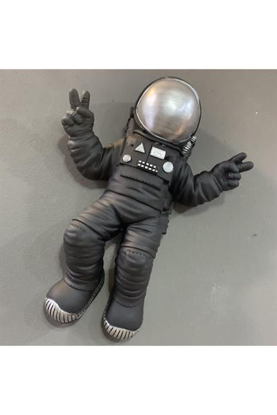 Dekoratif Dev Astronot Heykeli - Duvar Modeli (47x35cm)