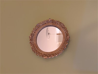 Dantel Yuvarlak Dekoratif Duvar Aynası – Vizon & Altın Varaklı (28 cm)