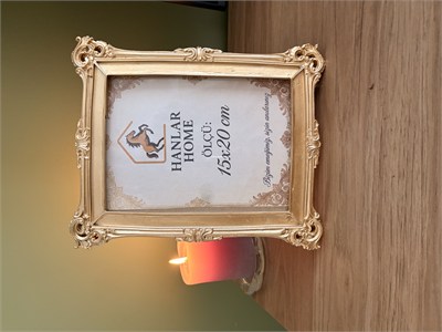 Klasik Barok Dikdörtgen Fotoğraf Çerçevesi – Parlak & Eskitme Altın (15x20 cm)